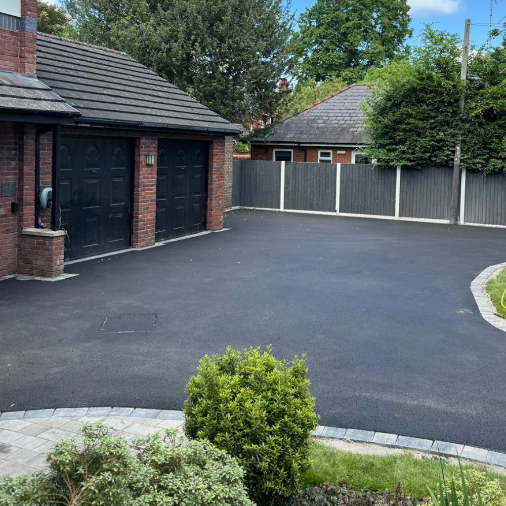 Local Tarmac Driveway Experts in Blacon in Blacon